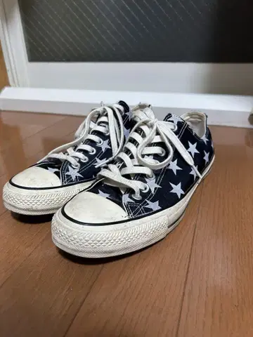 Converse All Star 별 패턴 스니커즈