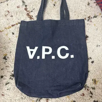 A.P.C. 다크 데님 토트백
