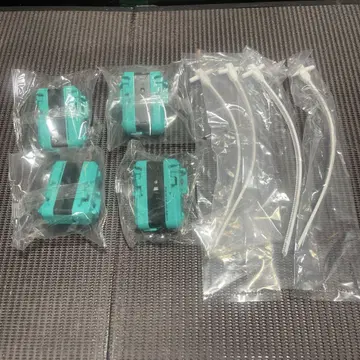 베이블레이드 런처 4개 세트