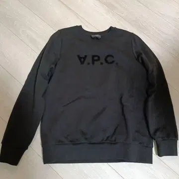 A.P.C. 블랙 맨투맨 L 트레이닝복 아페쎄