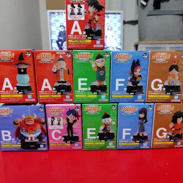 ASSEMBLE 피규어 세트 11개