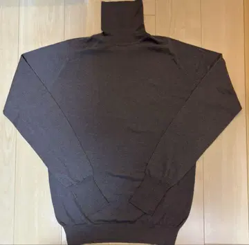 John Smedley 존스메들리 터틀넥 니트
