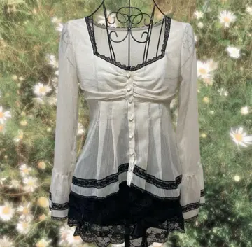 L'EST ROSE 블라우스