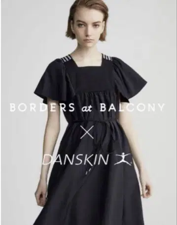 BORDERS at BALCONY x DANSKIN 네이비 원피스