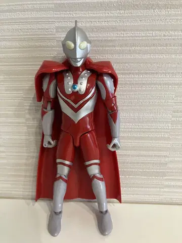 울트라맨 조피 액션 피규어