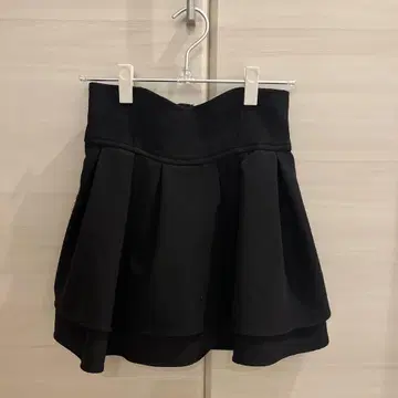 미셸 마카롱 슬림 레그 스커트 M 사이즈