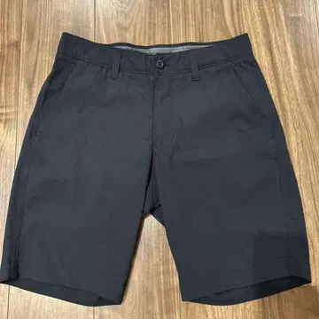 Under Armour 숏팬츠 블랙 M 사이즈