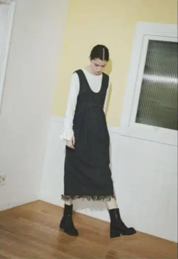 [ pinue ] 프린지 데님 점프 스커트 S 사이즈