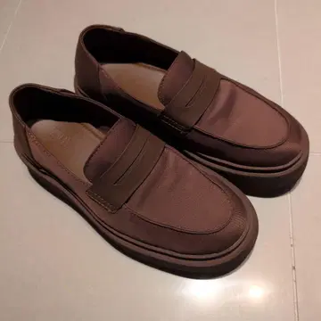ZARA 브라운 로퍼 39 25.5cm
