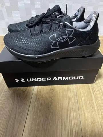 러닝화 Under Armour 27cm