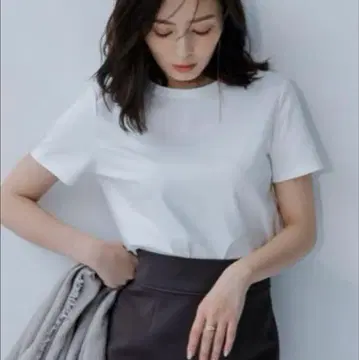 아뉴앙스 T셔츠