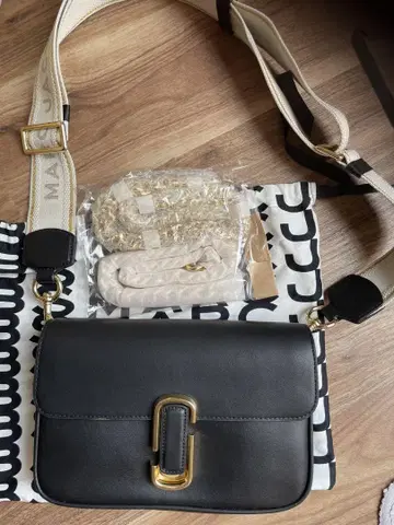 MARC JACOBS 블랙 숄더백