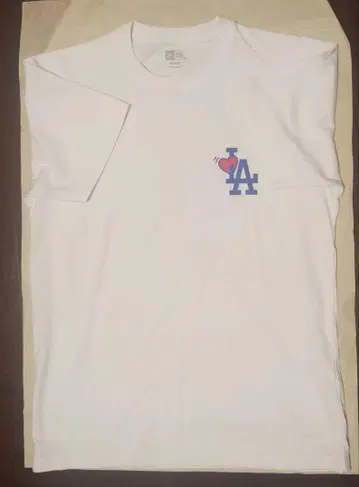 New Era I LA 티셔츠 M 사이즈 화이트