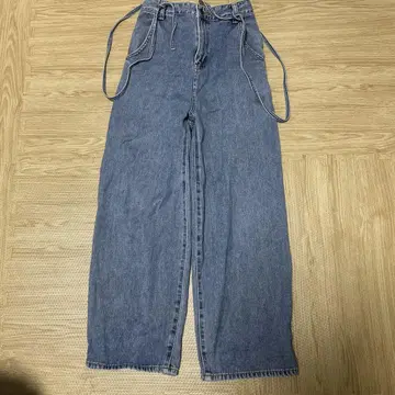 프릭스스토어 freaksstore 와이드 청바지 가격 인하 가능