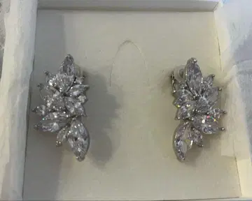 STELLABRIDAL 큐빅 지르코니아 이어링