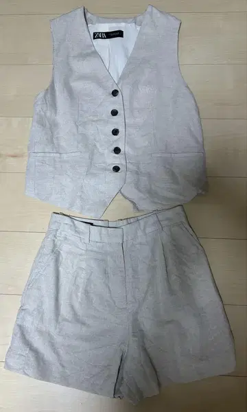 ZARA 베이지 셋업 베스트 XS 사이즈 숏팬츠