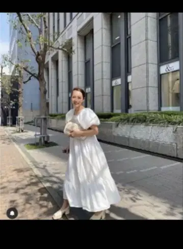 rosymonster 스퀘어넥 볼륨 원피스