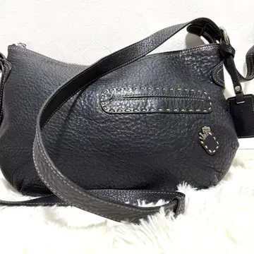 PELLE BORSA 펠레보르사 하프문 숄더백 주름 가죽 블랙