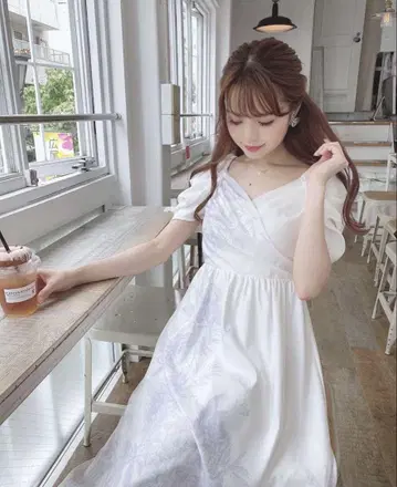 Belinda 꽃무늬 원피스 라벤더 택 포함 새상품