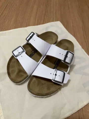 Birkenstock Arizona 샌들