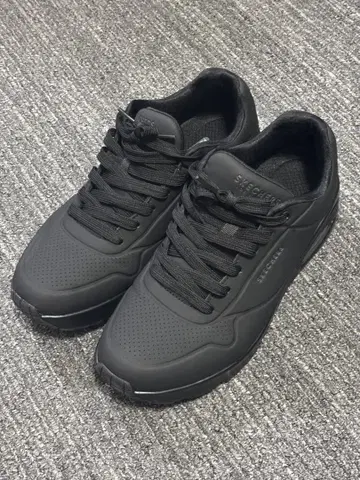 SKECHERS 에어 쿨 메모리 폼 블랙스 26.5cm