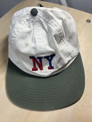 ONLY NY 캡