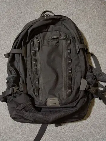 THE NORTH FACE 블랙 백팩