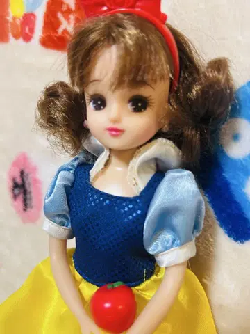 백설공주 리카짱 인형
