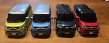 TOYOTA 탱크 미니카 색감 견본 4대 세트
