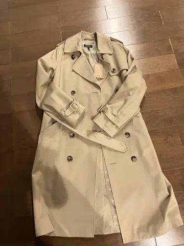 A.P.C. 베이지 트렌치코트 36 택 포함