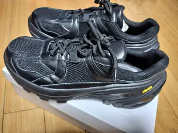 [거의 미사용] [Vibram x OPENING ACT] 가죽 스니커즈