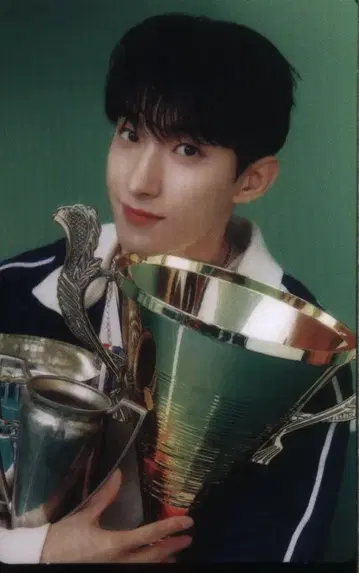 SEVENTEEN DK 2025 CARAT LAND 52