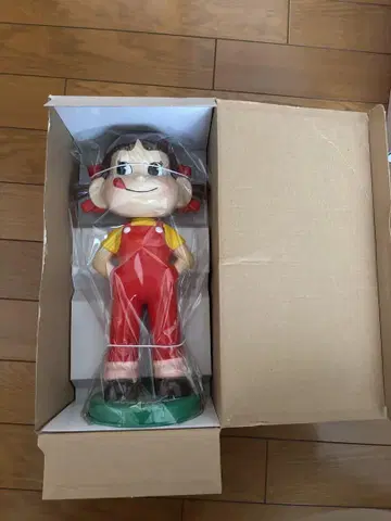 페코짱 흔들 머리 인형