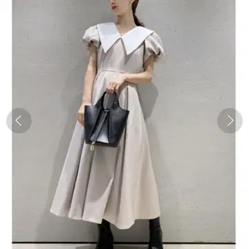 snidel 볼륨 플레어 원피스