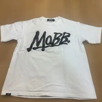 MOBB 화이트 티셔츠 M 사이즈