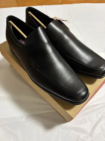 texcy luxe 블랙 슬립온 슈즈