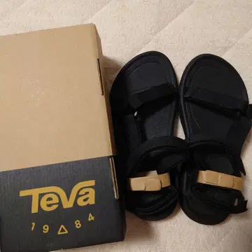 Teva Hurricane XLT2 샌들 8 블랙
