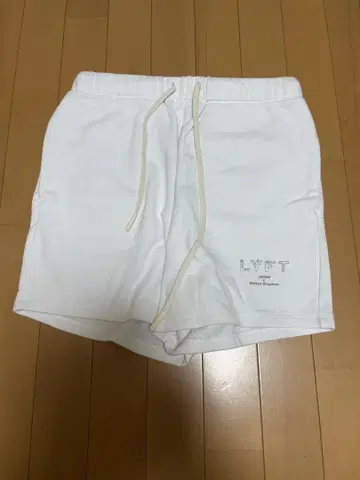 LYFT 하프 팬츠