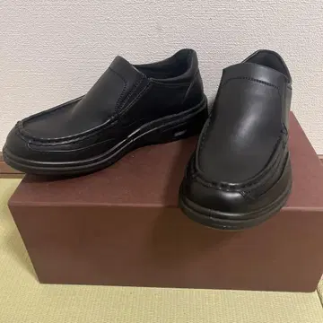 새상품 미사용품 CHARKIES 블랙 슬립온 비즈니스 슈즈 스노우 슈즈