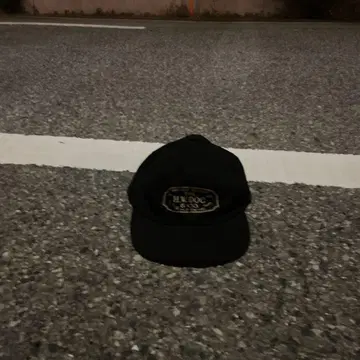 TheH.W.DOG&CO. 트래커 캡