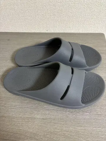 [새상품급] OOFOS OOahh (그레이 27cm)