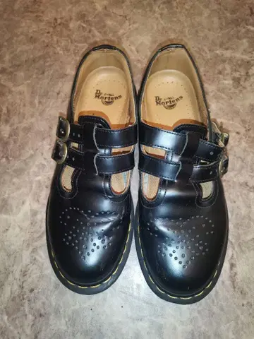 Dr. Martens 메리 제인 블랙 더블 T 스트랩 벨트
