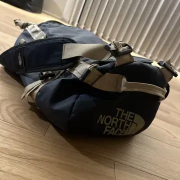 THE NORTH FACE 네이비 더플백