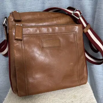 인기 BALLY 브라운 가죽 숄더백
