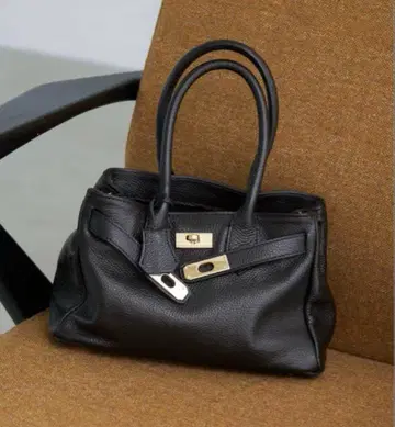 AULENTTI/오우렌티 벨트 가죽 MIDI BAG 백