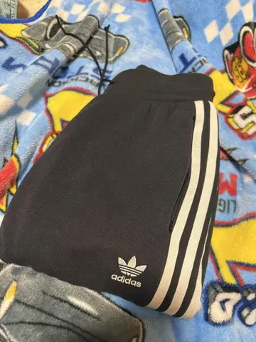 adidas 3선 블랙 팬츠