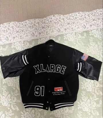 XLARGE 바시티 자켓