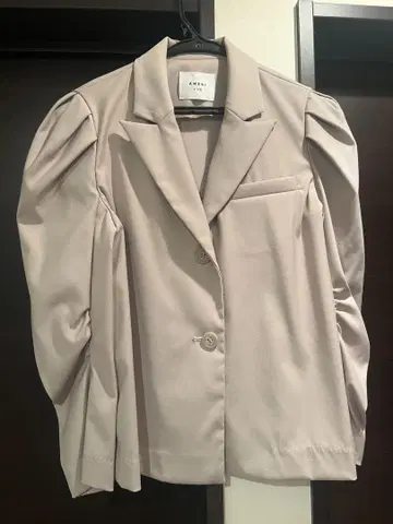 ameri vintage 퍼프 숄더 자켓