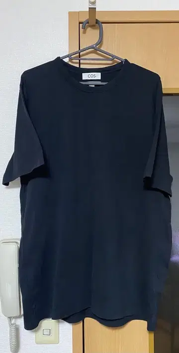 COS 브러시드 코튼 티셔츠