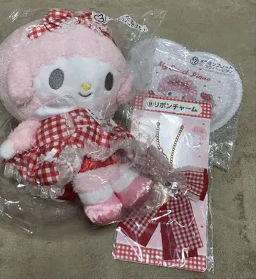 산리오 복권 마이멜로디 피아노 봉제 인형 & 플레이트 & 참 3점 세트